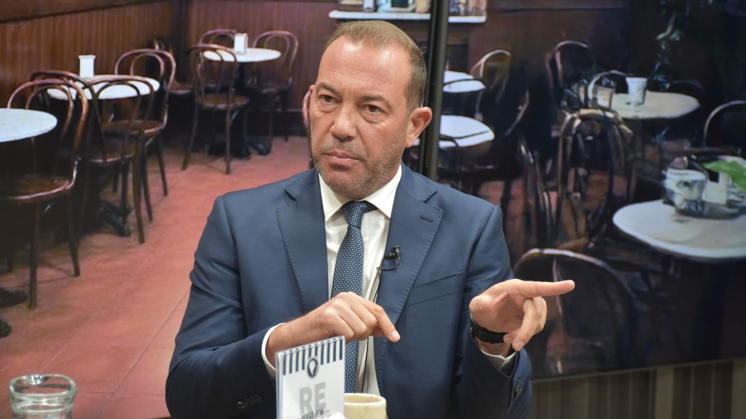 Dobladez cruzó a intendentes del PJ y defendió la gestión Orrego