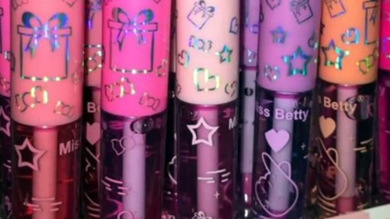  Anmat advierte sobre la prohibición de cosméticos infantiles