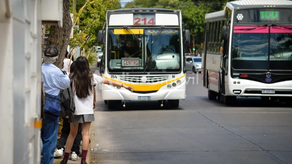 La RedTulum cambia el recorrido de una línea que pasa por Rawson y Pocito 