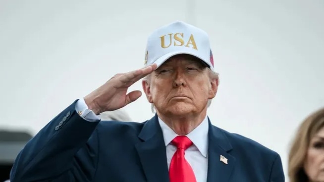 Trump amenazó con destruir los puentes y centrales eléctricas de Irán