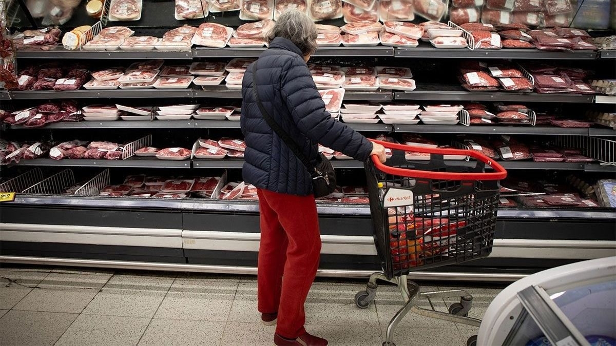 ¿Adiós al asado? El consumo de carne vacuna sigue cayendo en Argentina