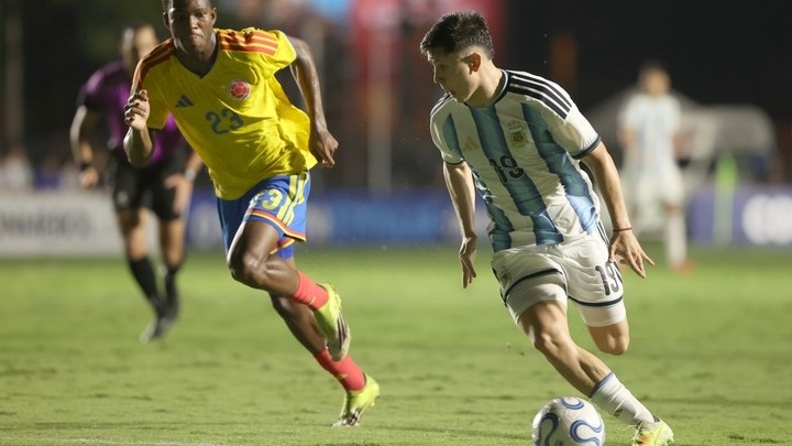 Argentina cayó 4-0 ante Colombia y tuvo 3 expulsados en la final del Sudamericano