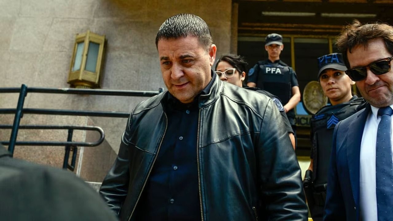  Toviggino declaró que vive con cinco millones y Fiscalía lo contradice