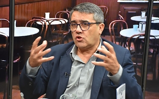 Marcelo Molina, de Transporte, anunció sanciones por el paro de colectivos 