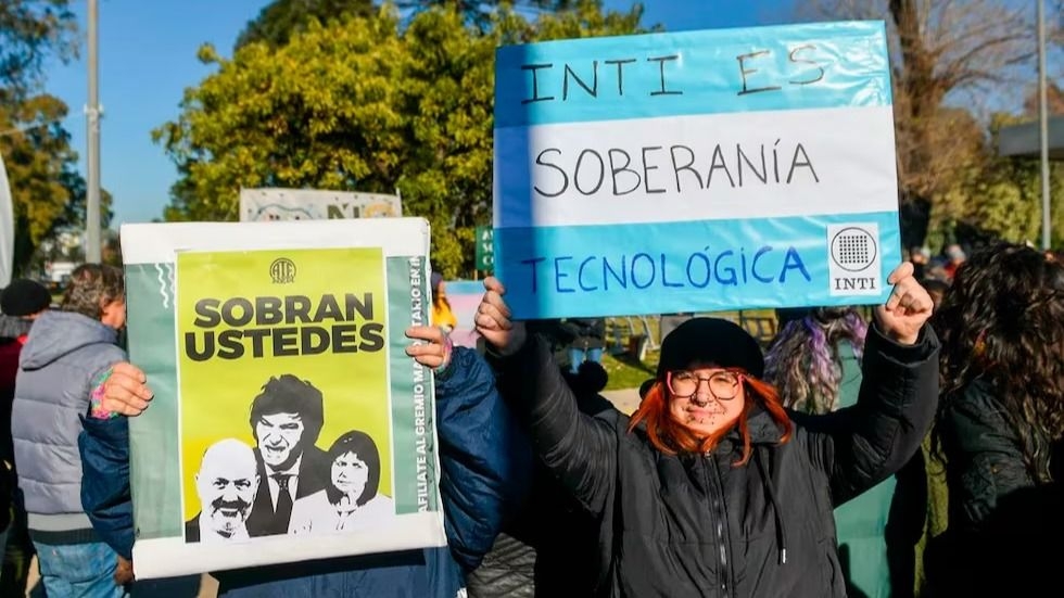 Desmantelamiento del INTI: 700 trabajadores serán cesanteados