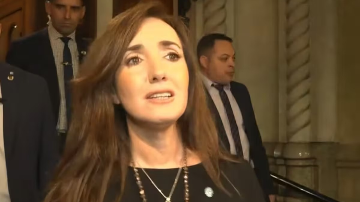 Villarruel faltó al homenaje del Papa Francisco y criticó la “casta política” presente