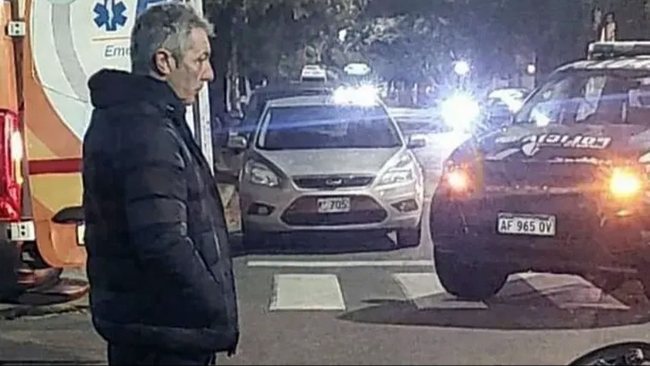 Un DT argentino chocó camino al entrenamiento e hirió a una motociclista