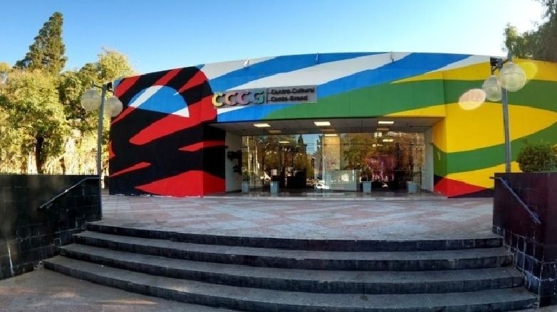 Exposición de arte contemporáneo en el Centro Cultural Conte Grand