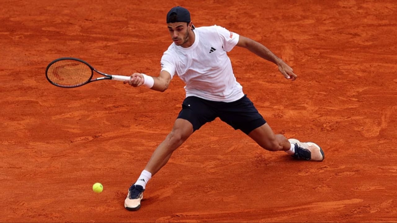 Cerúndolo avanzó con autoridad en el Masters 1000 y sigue en carrera