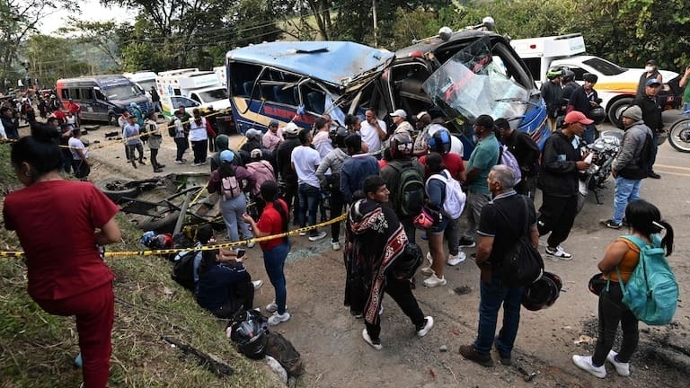 Un ataque con bombas dejó a 14 muertos y 20 heridos en Colombia