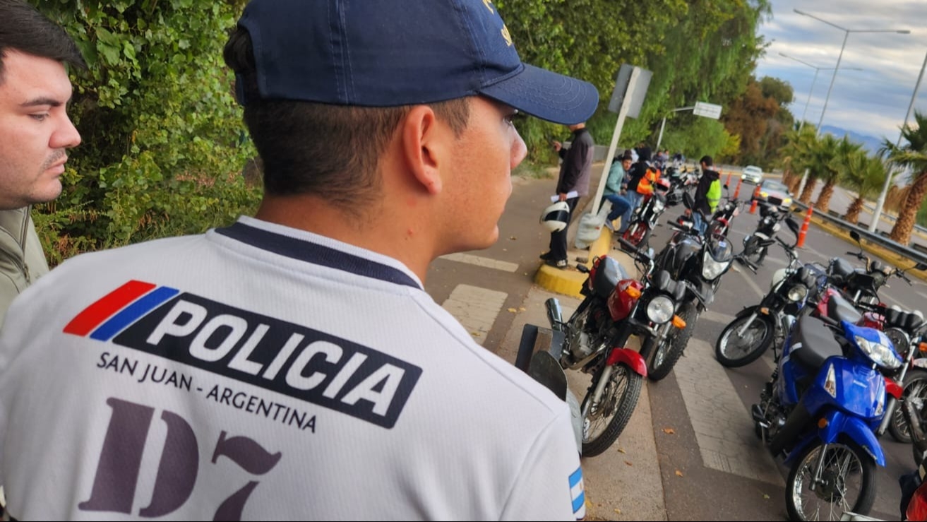 Alrededor de 200 policías controlarán las calles durante el fin de semana largo 