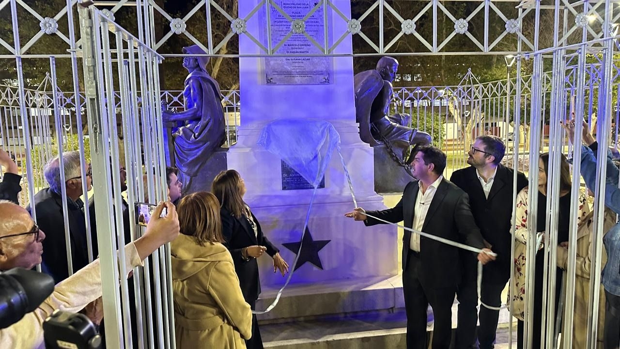 Plaza Aberastain con infraestructura restaurada, más iluminación y mejor accesibilidad