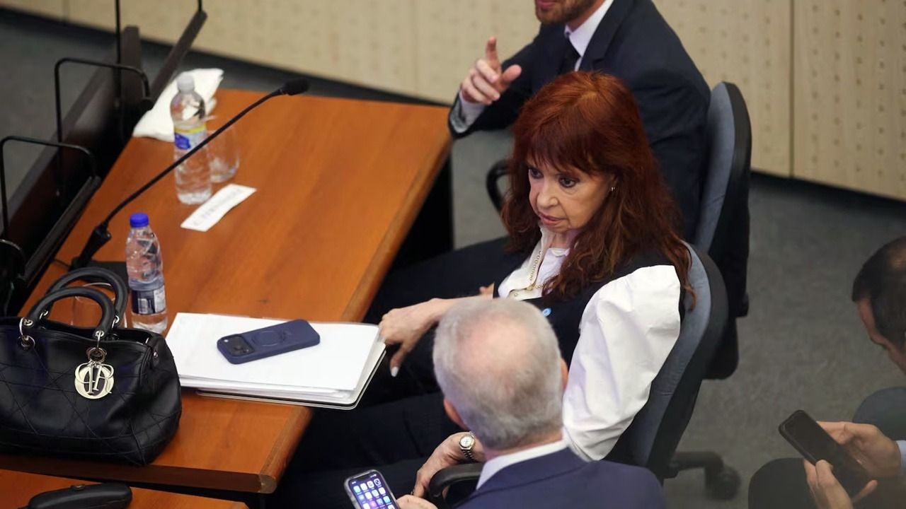 Terminan las indagatorias en la causa Cuadernos y declararán 43 testigos