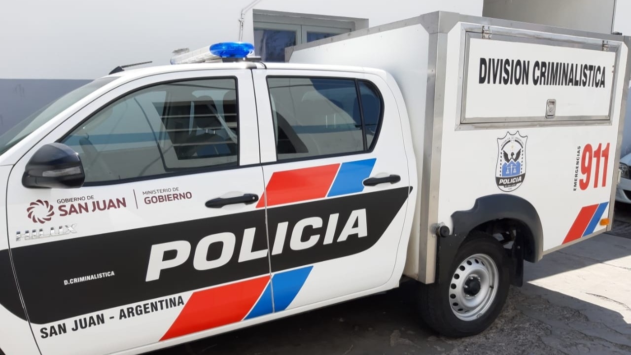 Un jornalero murió tras el vuelco de un camión en Sarmiento