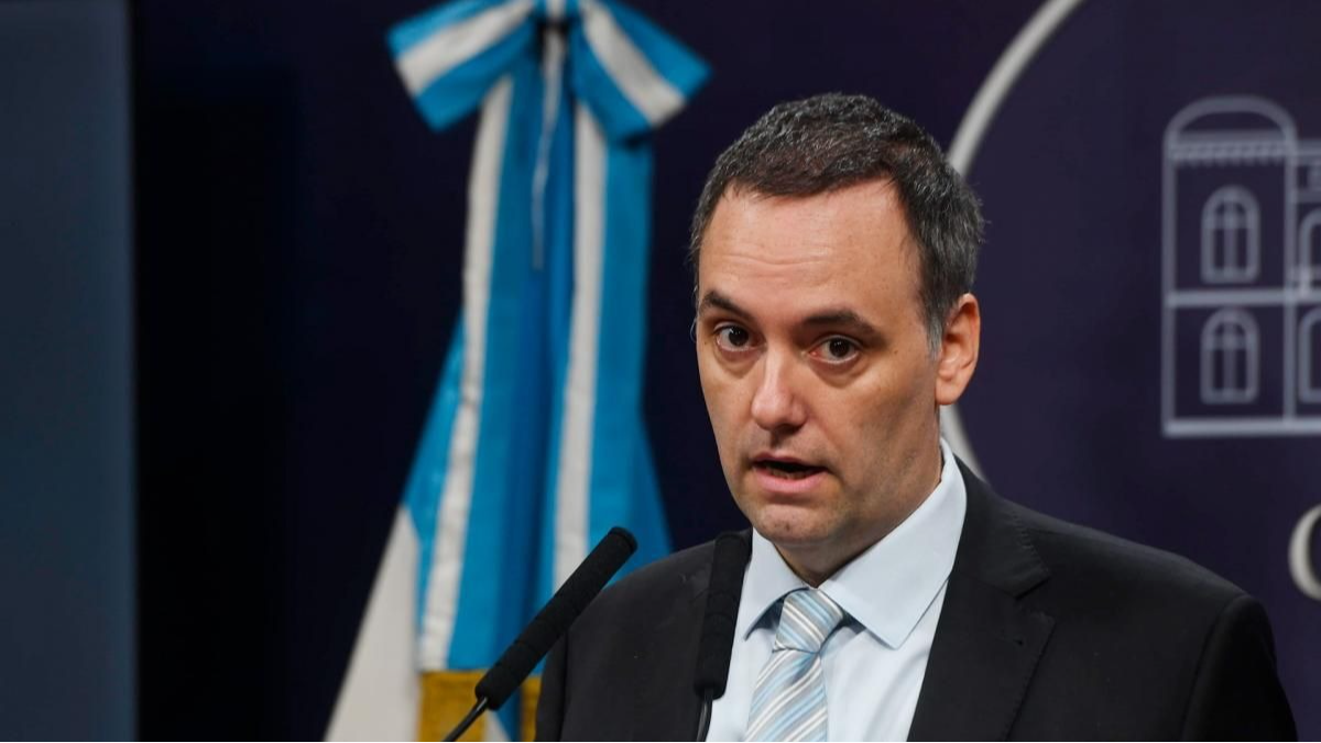 Adorni prepara su primera sesión caliente en Diputados