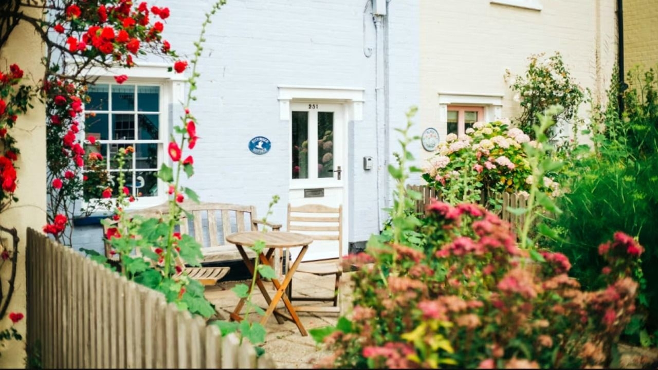 Tres plantas para sembrar en otoño y lograr un jardín en flor en primavera