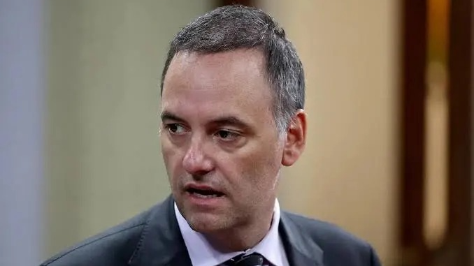 El fiscal avanzó con una medida clave en la causa contra Adorni