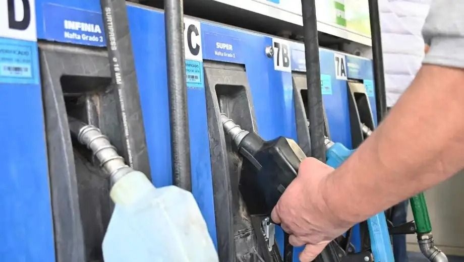 Vuelven a subir los precios de las naftas de YPF en la provincia