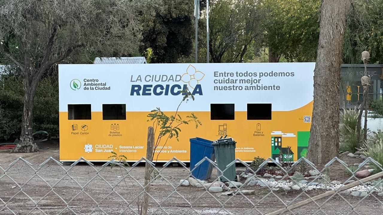 Capital verde: reciclaje en 11 barrios, escuelas y suma basura electrónica