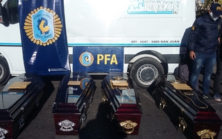 Transportaban cocaína y $200.000 en el furgón de una funeraria 