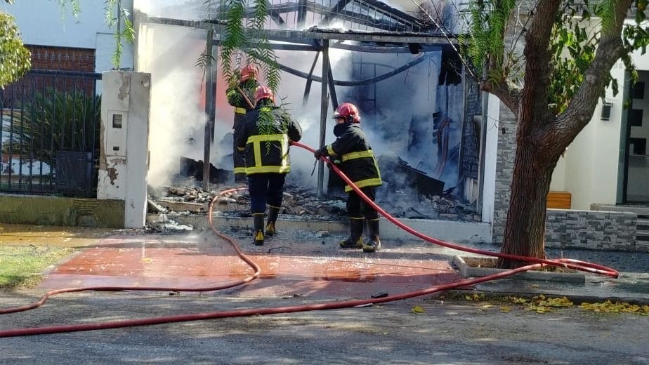 Pérdidas totales y hasta el tendido eléctrico quemado, las consecuencias del fuego en Danyo     