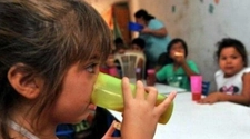 Unicef dijo que millón de niños se va a dormir sin cenar en el país: la situación en San Juan