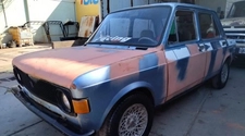 Hallaron un auto que fue robado en canchas de fútbol de San Juan