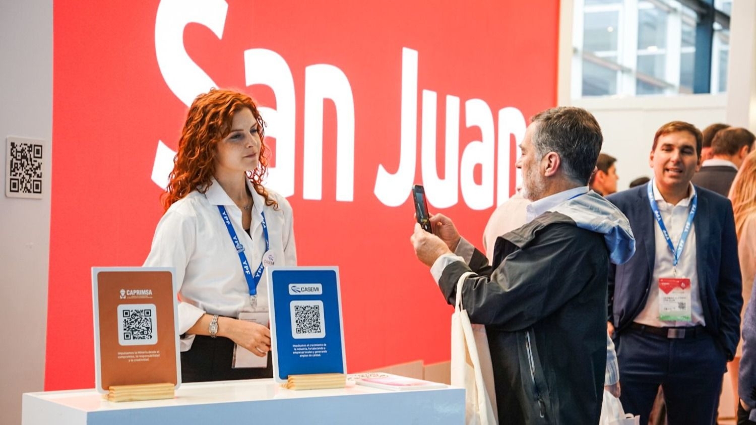 Con un diseño minimalista, el stand de San Juan busca en ARMINERA atraer la mirada de inversores a la provincia.