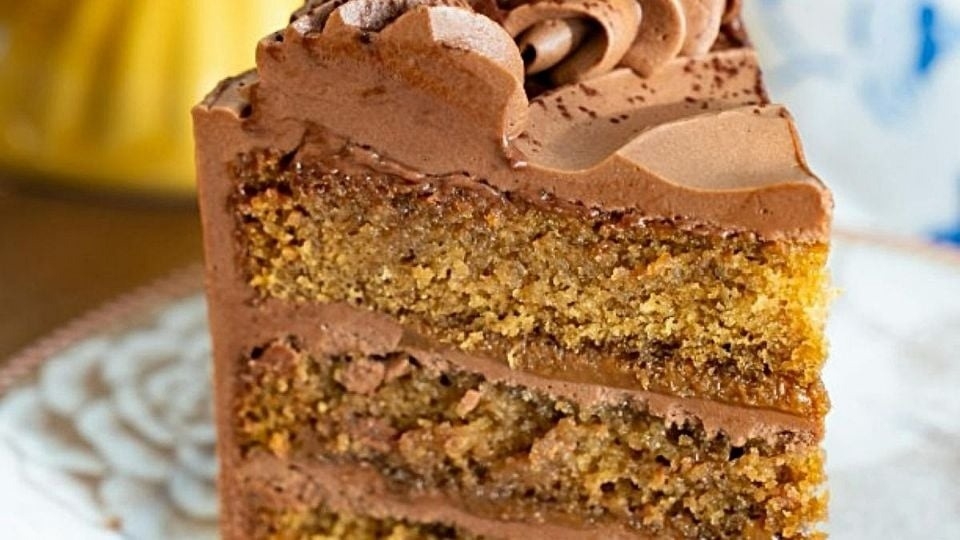 Receta de torta de café super húmeda y fácil para lucirse en casa