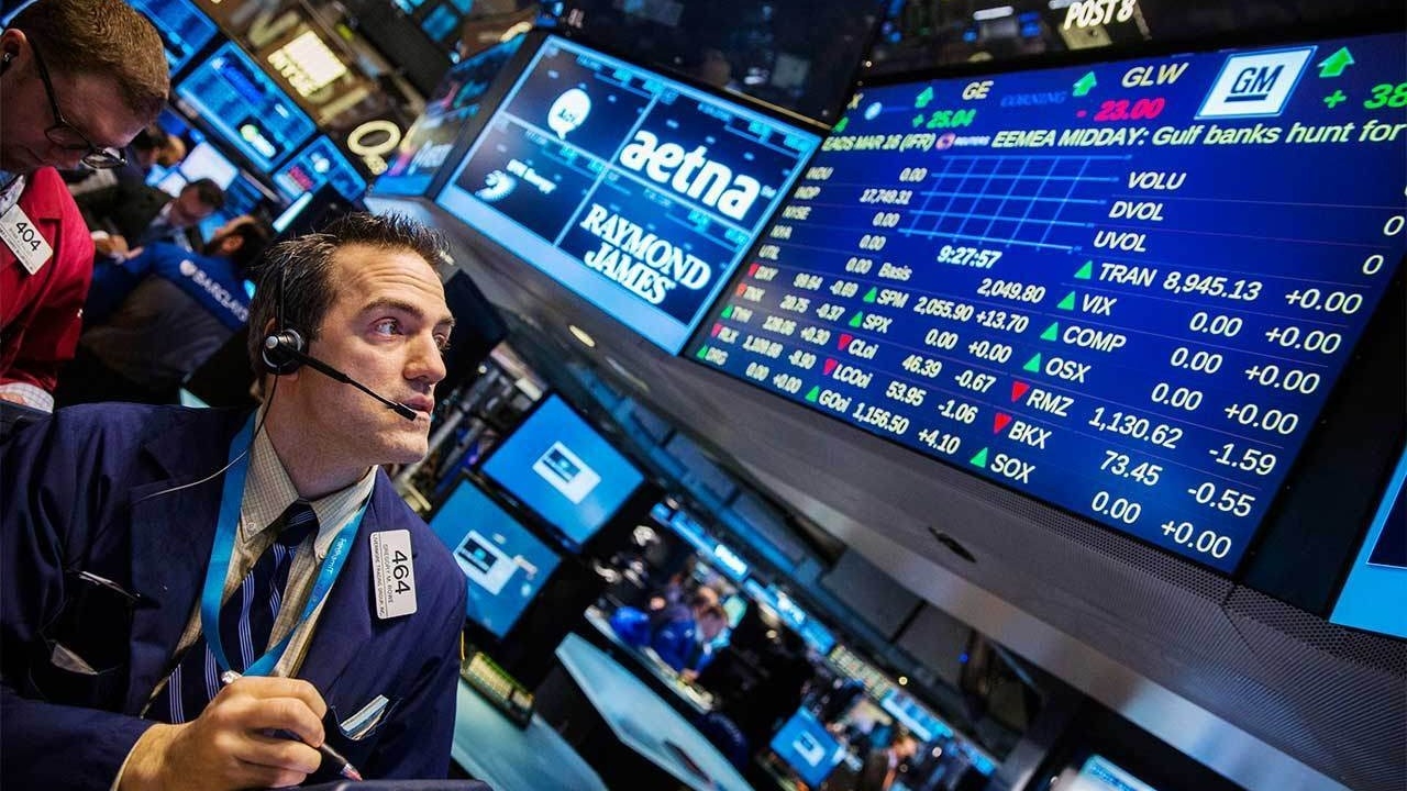 Las acciones argentinas caen en Wall Street pero el riesgo país bajó más
