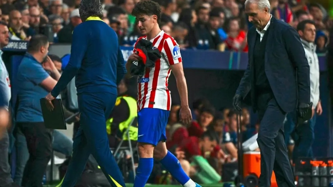 Simeone confirmó que Julián Álvarez no jugará este sábado ante Valencia