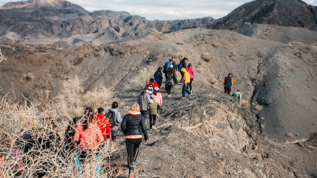 Caminata, fogón y desgustación: Rawson realizará trekking bajo la luna llena