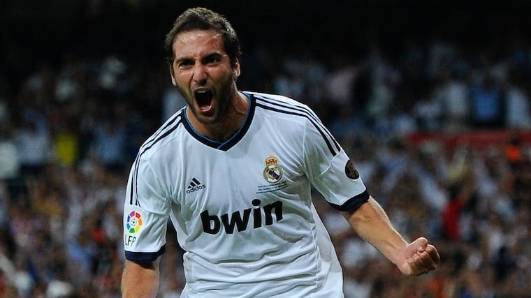 El cambio físico de Higuaín por el que lo confundieron con un vagabundo