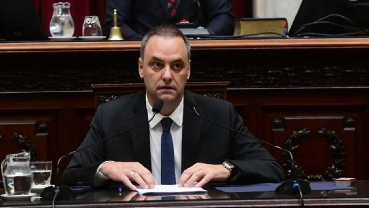 Adorni tras las acusaciones de corrupción: “Jamás voy a renunciar, no voy a ceder”