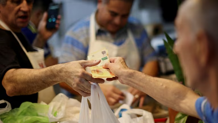 Prevén menor inflación en abril, pero alertan por mayo