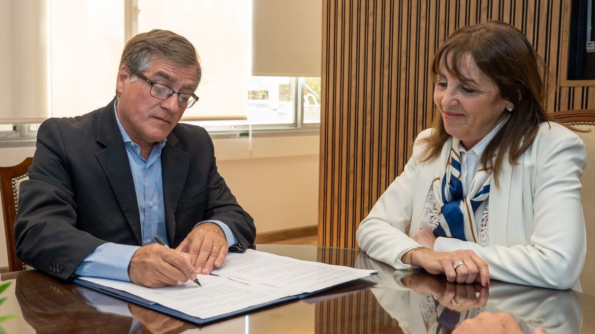 Capacitarán en RCP y DEA al personal municipal de Capital