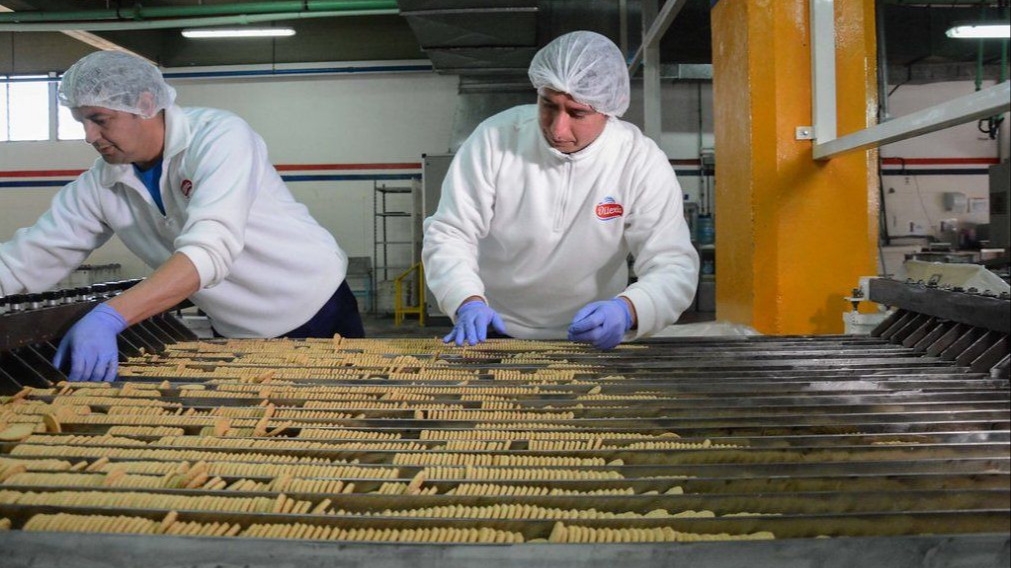 Los trabajadores de la fábrica de galletitas pararon la producción una semana