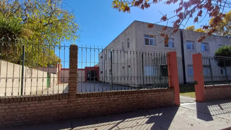 Una adolescente de 14 años murió tras sufrir un ACV en una escuela de Córdoba