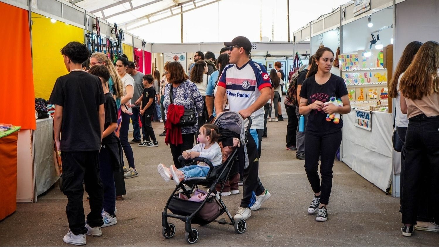 Suspenden la Feria de Artesanías por el Zonda