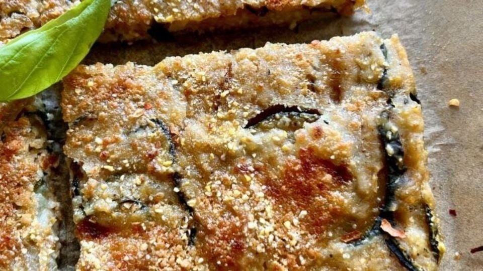 Cómo preparar la Scarpaccia la tarta de zapallitos de cuatro ingredientes