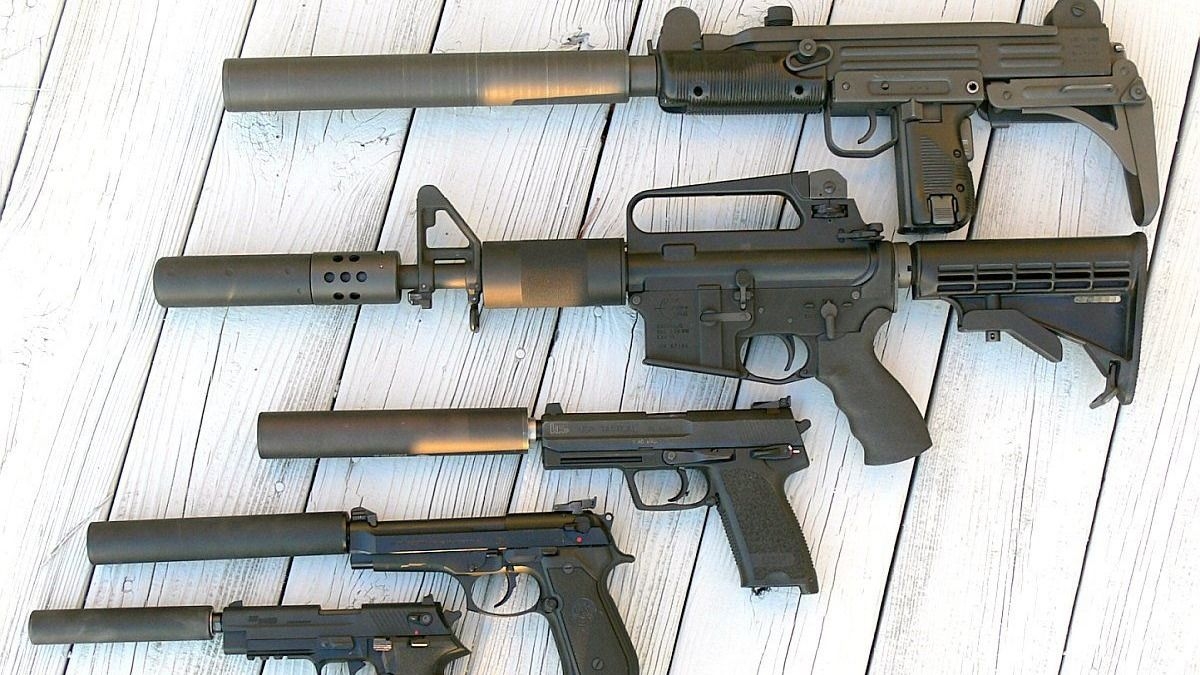 El Gobierno flexibiliza por decreto la portación y el acceso a silenciadores para armas de fuego
