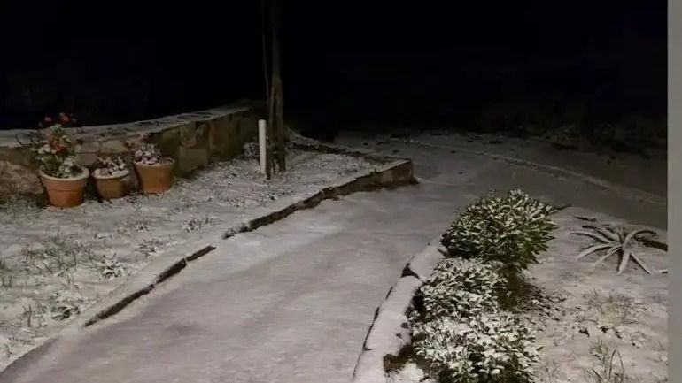 Localidades de San Luis registraron nevadas leves durante la madrugada. 
