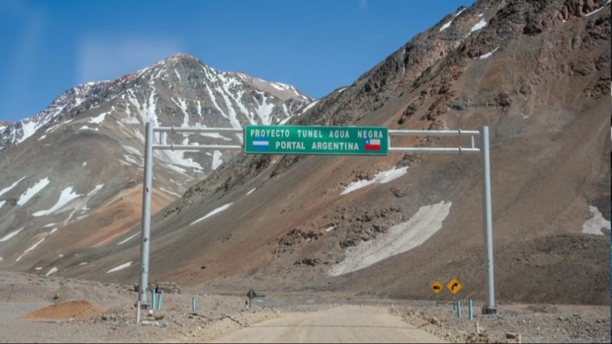Chile planteó mantener el Paso de Agua Negra abierto hasta junio