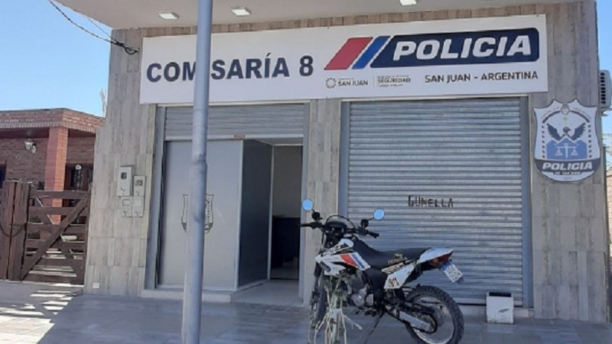 A metros de la Comisaria Octava, robaron una carnicería