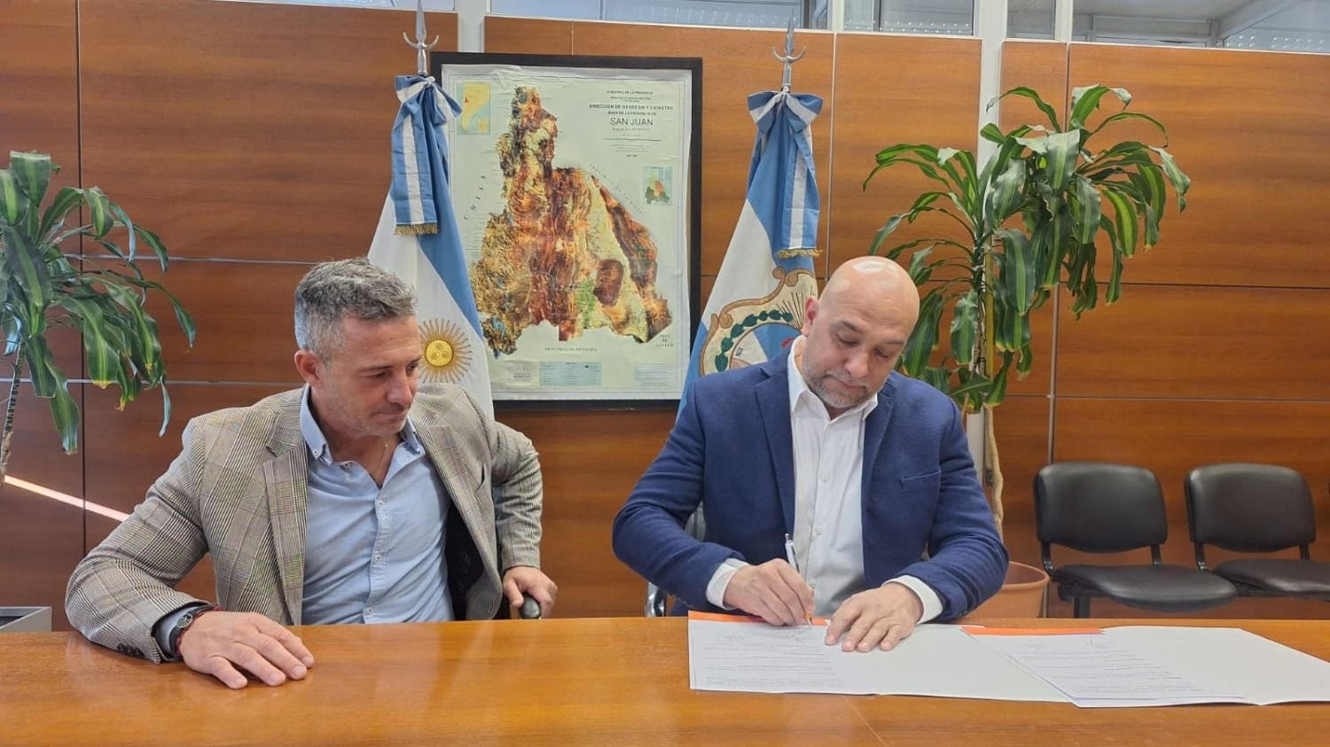 Amplían acuerdo con ECOBAT para canjear residuos por baterías