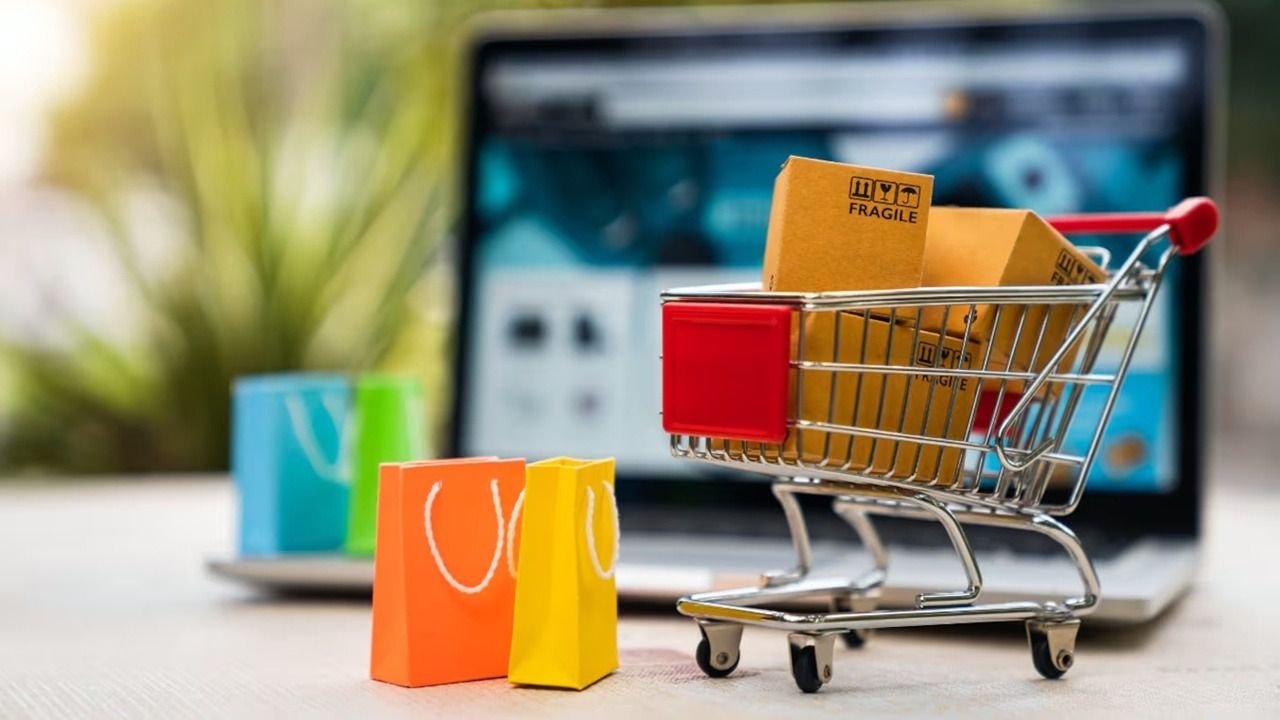 El Hot Sale arrancó con descuentos récord y más compras online