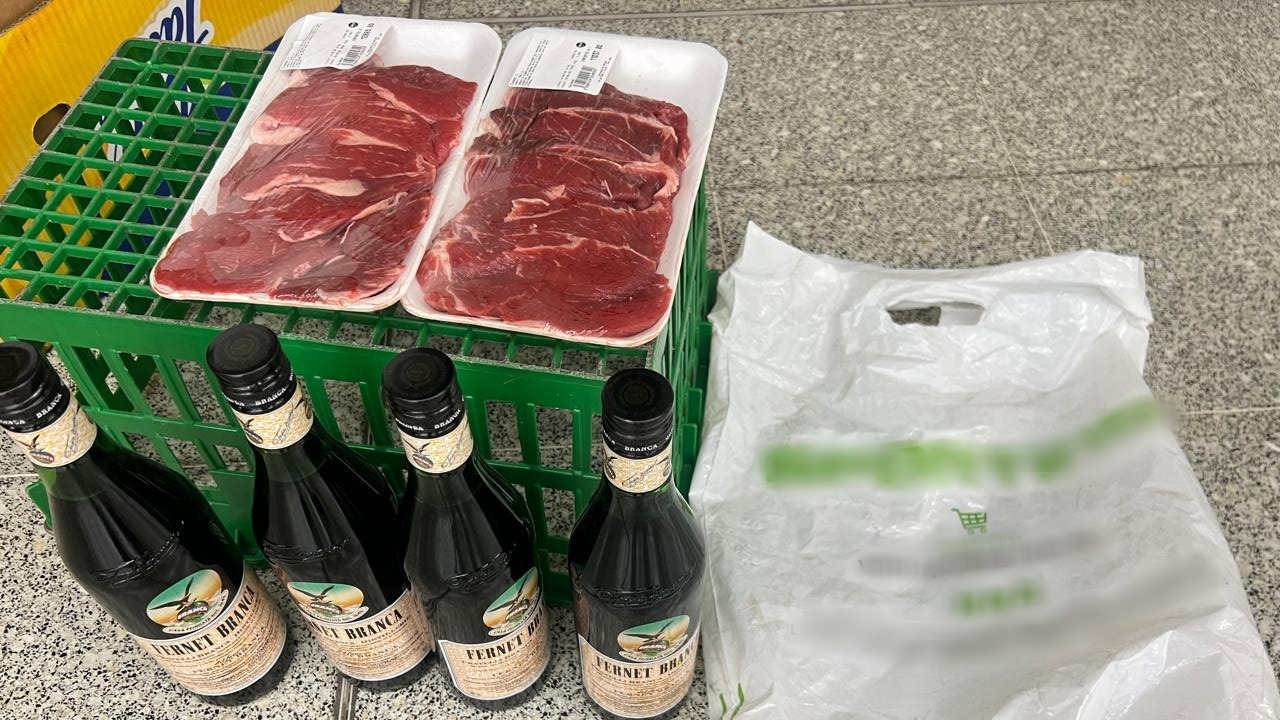Detuvieron a un hombre tras intentar robar en un supermercado