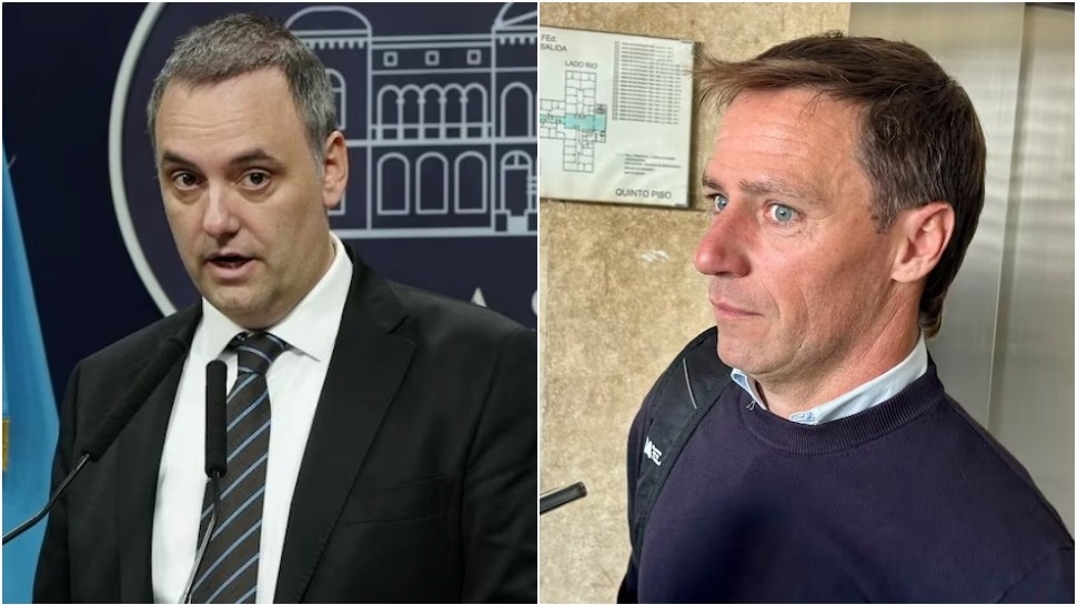 El contratista de Adorni presentó chats y facturas en la Justicia