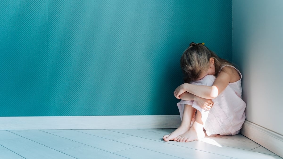 Quién es la famosa que confesó haber sufrido violencia de su madre