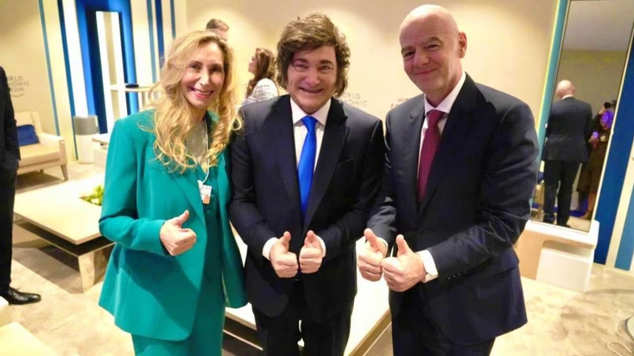 Milei no viajaría al Mundial y acelerará las reformas en el Congreso